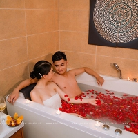 COUPLE